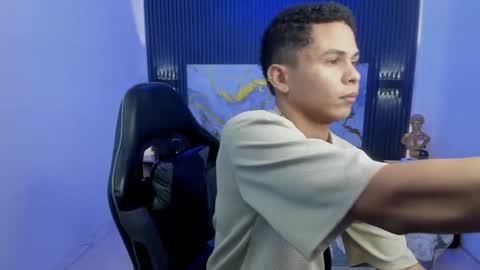 IM ANDRES online show from April 2026 02:44:02 AM