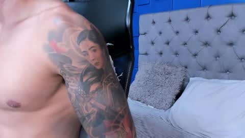 insta andres clark  online show from November 2025 05:57:02 PM