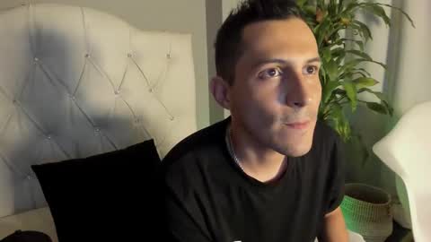 Snapshot of andres_marinn chatting on January 2025 11:19:01 PM andres_marinn online show from January 2025 11:19:01 PM