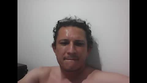 Snapshot of andresfloga chatting on September 2025 03:06:02 AM andresfloga online show from September 2025 03:06:02 AM