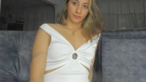 Isa  --------- online show from February 2025 12:21:02 AM