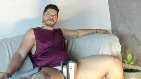 Snapshot of andressmith__ chatting on April 2026 07:28:01 AM Andres online show from April 2026 07:28:01 AM