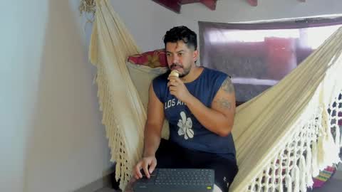 Snapshot of andressmith__ chatting on May 2026 09:27:01 PM Andres online show from May 2026 09:27:01 PM