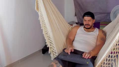 Snapshot of andressmith__ chatting on June 2026 10:16:02 PM Andres online show from June 2026 10:16:02 PM