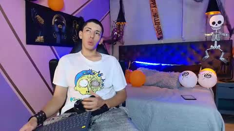 Snapshot of andreuw_wolf chatting on October 2025 03:29:02 AM Andreuw Wolf online show from October 2025 03:29:02 AM