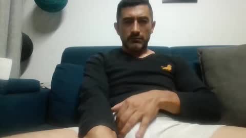 Snapshot of andrew973578 chatting on June 2026 01:50:02 AM andrew973578 online show from June 2026 01:50:02 AM