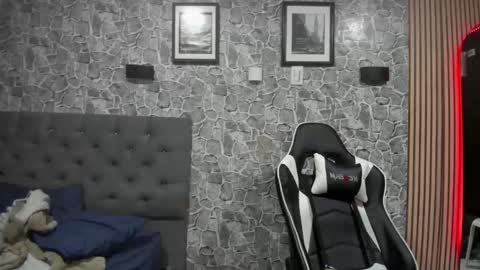 Snapshot of andrew_2811 chatting on September 2025 07:41:01 AM andrew_2811 online show from September 2025 07:41:01 AM