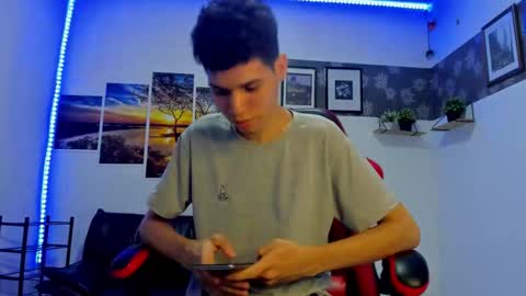 Snapshot of andrew_2811 chatting on September 2025 05:31:01 AM andrew_2811 online show from September 2025 05:31:01 AM