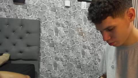 Snapshot of andrew_2811 chatting on October 2025 11:05:02 PM andrew_2811 online show from October 2025 11:05:02 PM