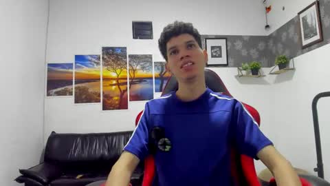 Snapshot of andrew_2811 chatting on November 2025 02:43:02 AM andrew_2811 online show from November 2025 02:43:02 AM