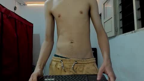 andrew_2811 online show from February 2026 11:19:02 PM