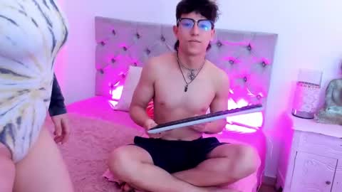 andrew_and_visenya online show from December 2024 02:34:02 AM