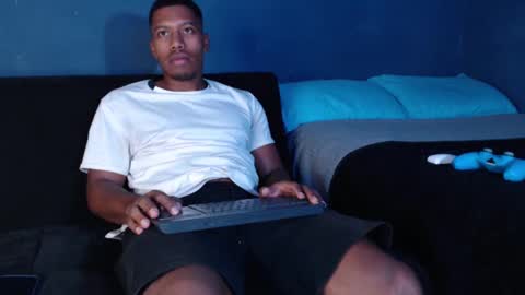 Andrew online show from February 2025 03:32:02 AM