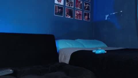 Andrew online show from February 2025 06:33:01 AM