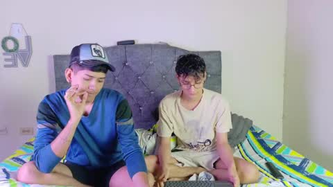 Snapshot of andrew_logan_ chatting on May 2026 09:01:01 PM daniel y breiner online show from May 2026 09:01:01 PM