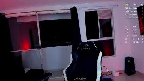 ---     online show from February 2025 04:33:01 AM