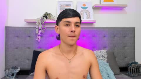 andrew restrepo online show from April 2026 04:38:02 PM