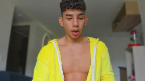 Andrew M. online show from October 2025 05:19:02 PM