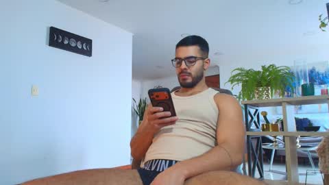 ANDREW WEST online show from December 2025 01:31:02 PM