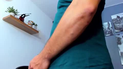 Andrew Diaz online show from December 2025 03:12:01 AM