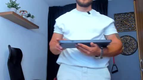 Andrew Diaz online show from March 2026 05:23:01 AM