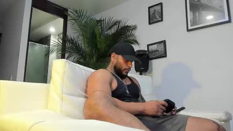 Snapshot of andrewjohnson0 chatting on January 2025 11:33:01 PM Andrew Johnson online show from January 2025 11:33:01 PM