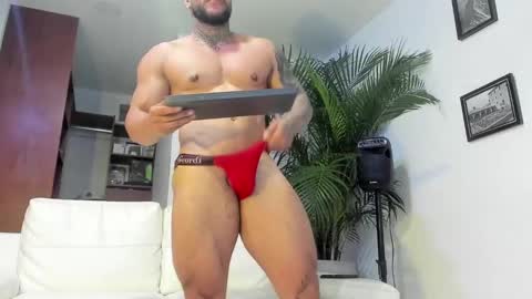 Snapshot of andrewjohnson0 chatting on January 2025 01:03:01 AM Andrew Johnson online show from January 2025 01:03:01 AM