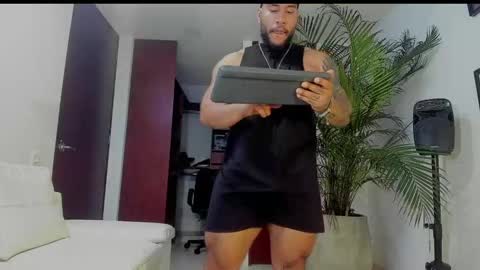 Snapshot of andrewjohnson0 chatting on March 2025 07:01:02 PM Andrew Johnson online show from March 2025 07:01:02 PM