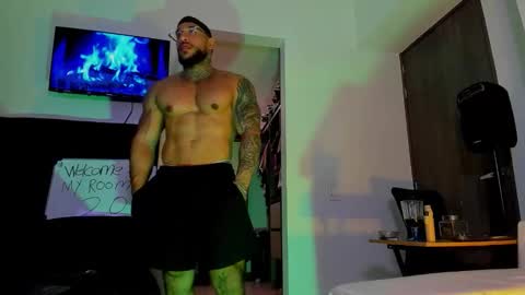 Snapshot of andrewjohnson0 chatting on September 2025 06:09:01 PM Andrew Johnson online show from September 2025 06:09:01 PM