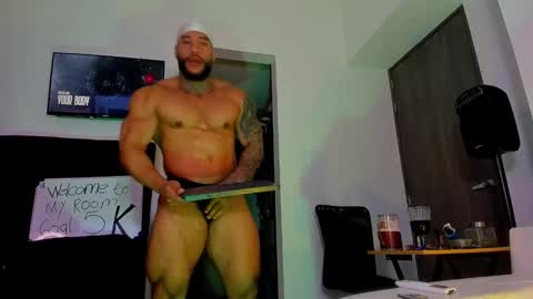 Snapshot of andrewjohnson0 chatting on October 2025 11:25:01 PM Andrew Johnson online show from October 2025 11:25:01 PM