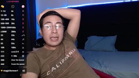 andrewmhilton_ online show from February 2025 11:30:01 PM