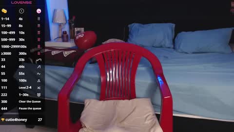 andrewmhilton_ online show from February 2025 12:43:01 AM