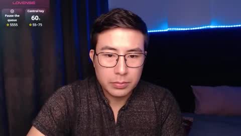 andrewmhilton_ online show from March 2026 06:14:01 AM