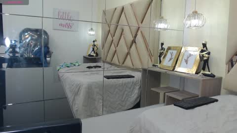 ANDREW online show from January 2025 05:12:02 PM