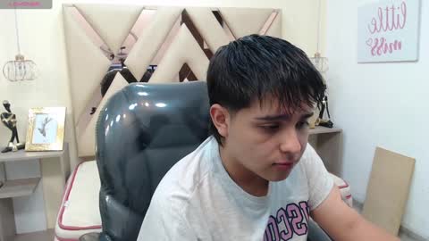 ANDREW online show from February 2025 12:00:01 PM