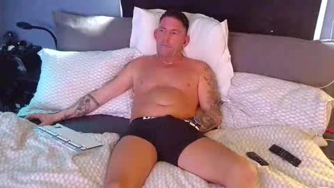 andrjoer online show from October 2025 09:33:01 AM