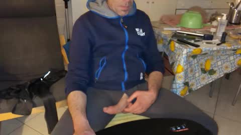 androx77 online show from March 2026 10:14:01 PM