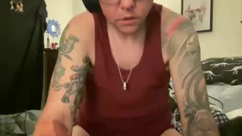 Snapshot of androxkade chatting on October 2025 07:51:01 AM androxkade online show from October 2025 07:51:01 AM