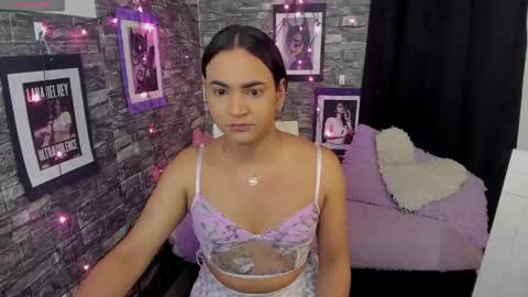 Snapshot of andrys_hot chatting on December 2025 04:19:02 AM Andrys online show from December 2025 04:19:02 AM