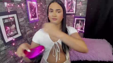 Snapshot of andrys_hot chatting on January 2026 10:46:02 PM Andrys online show from January 2026 10:46:02 PM