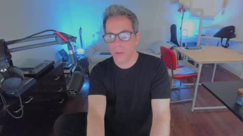 Snapshot of andy0pandi chatting on September 2025 03:24:01 PM Andrew online show from September 2025 03:24:01 PM