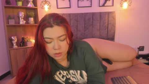 Snapshot of andy_and_emma chatting on December 2024 03:54:02 PM andy_and_emma online show from December 2024 03:54:02 PM