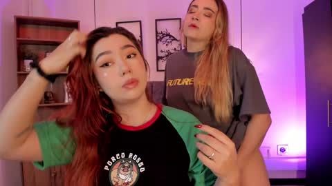 Snapshot of andy_and_emma chatting on January 2025 12:37:01 PM andy_and_emma online show from January 2025 12:37:01 PM