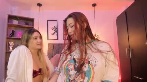 Snapshot of andy_and_emma chatting on February 2025 12:33:01 PM andy_and_emma online show from February 2025 12:33:01 PM