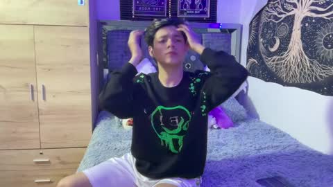 Andy online show from February 2025 05:35:01 PM