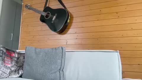 Andy online show from September 2025 12:37:01 PM