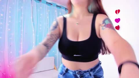 Snapshot of andy_bluee chatting on February 2025 10:28:01 AM Andy bluee online show from February 2025 10:28:01 AM