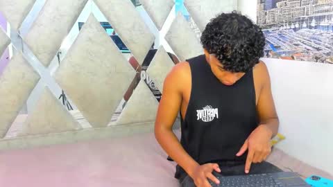 andy_jones7 online show from September 2025 01:18:01 AM