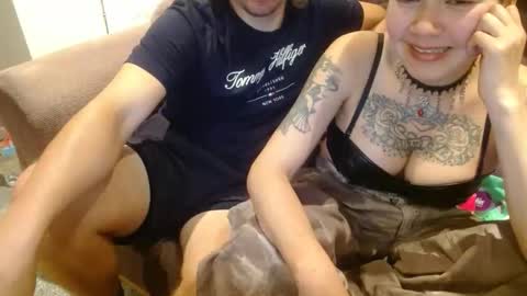 Snapshot of andy_rock_ chatting on October 2025 09:00:02 PM andy online show from October 2025 09:00:02 PM