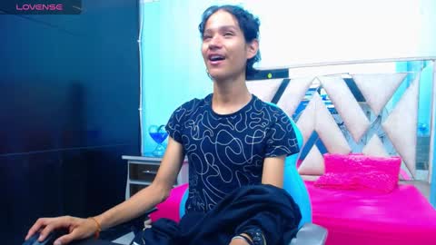 Snapshot of andy_staar18 chatting on October 2025 12:03:01 PM andy online show from October 2025 12:03:01 PM